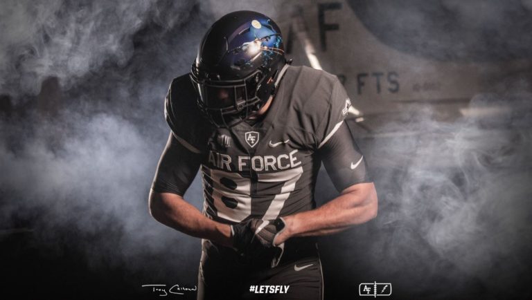 US Air Force Academy Continues with Nike Uniforms – God and Country